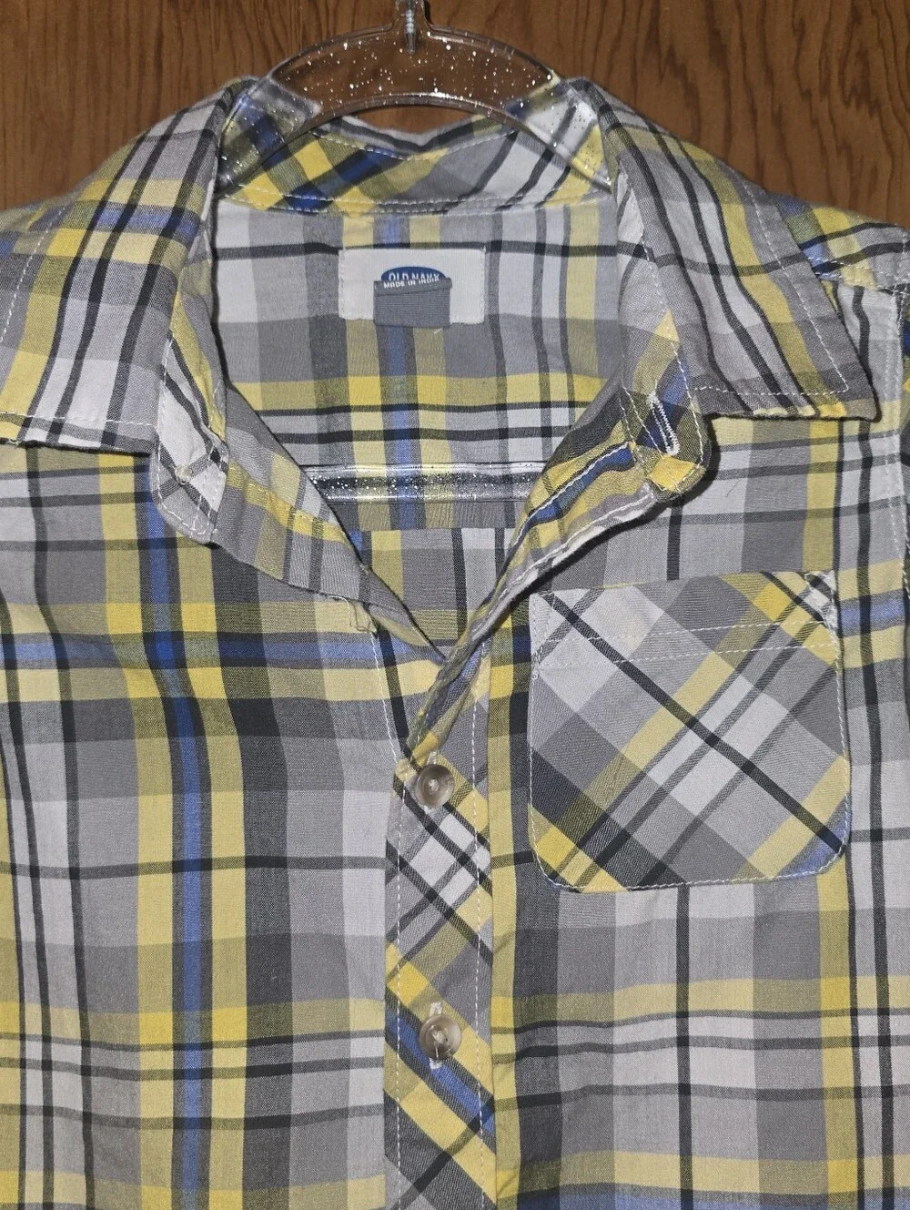 New no tags old navy 4T boys checkered button down long-sleeve shirt